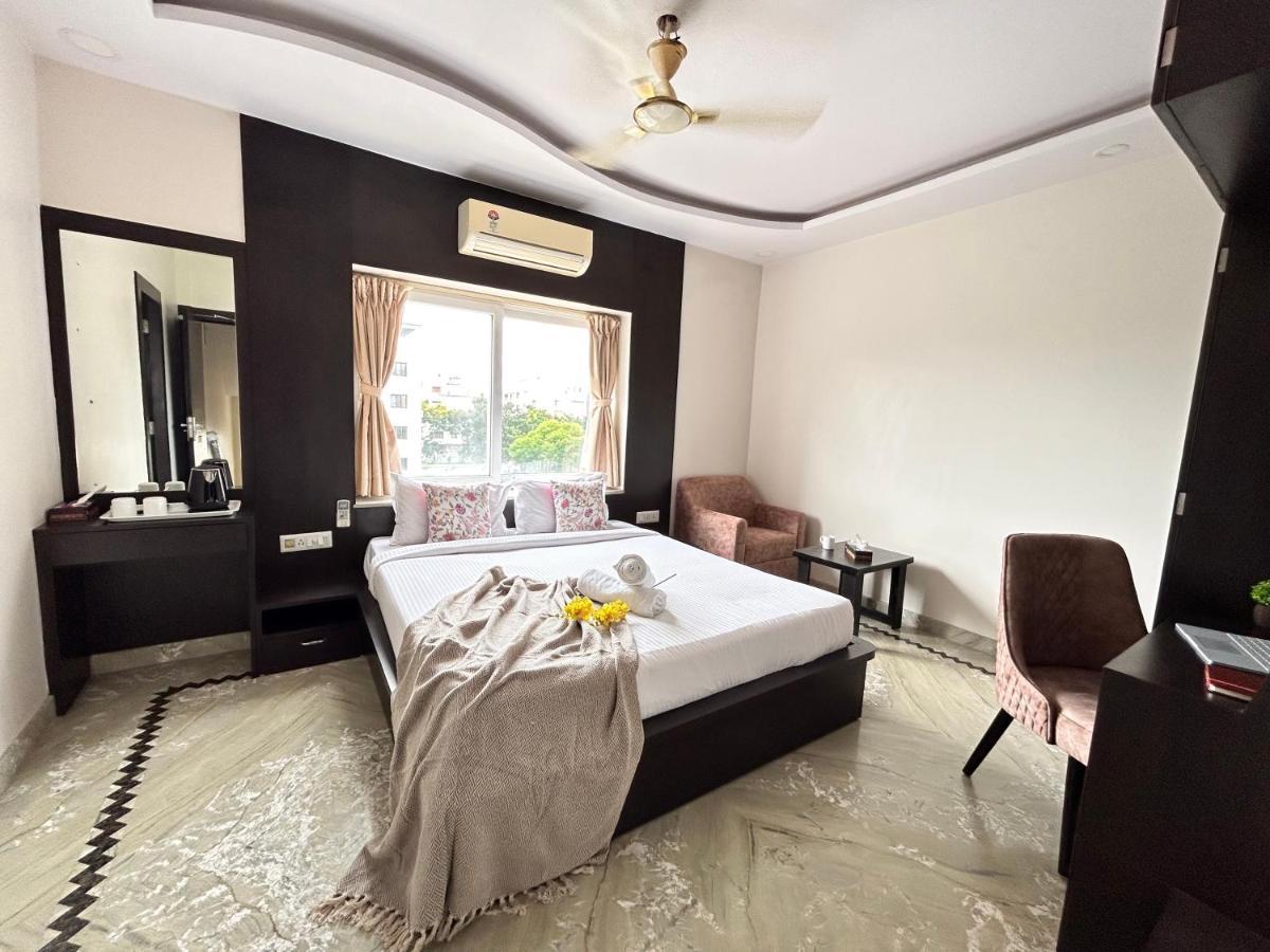 Bluo Lake View Newtown - Boutique Hotel Calcutta  Esterno foto